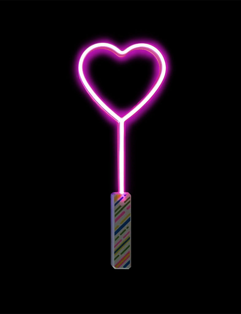 Heart Shape Light Up Wand pink