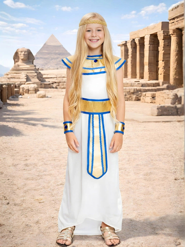 Child in Egyptian costume standing in front of pyramids and sphinx

Girls Egyptian Princess Costume