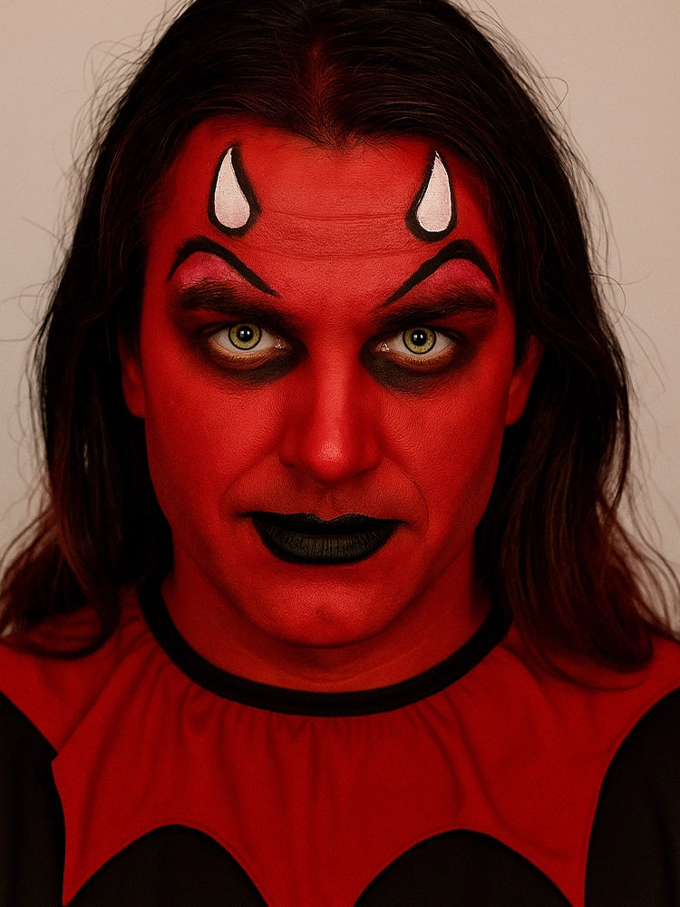  Water based Make-Up Red