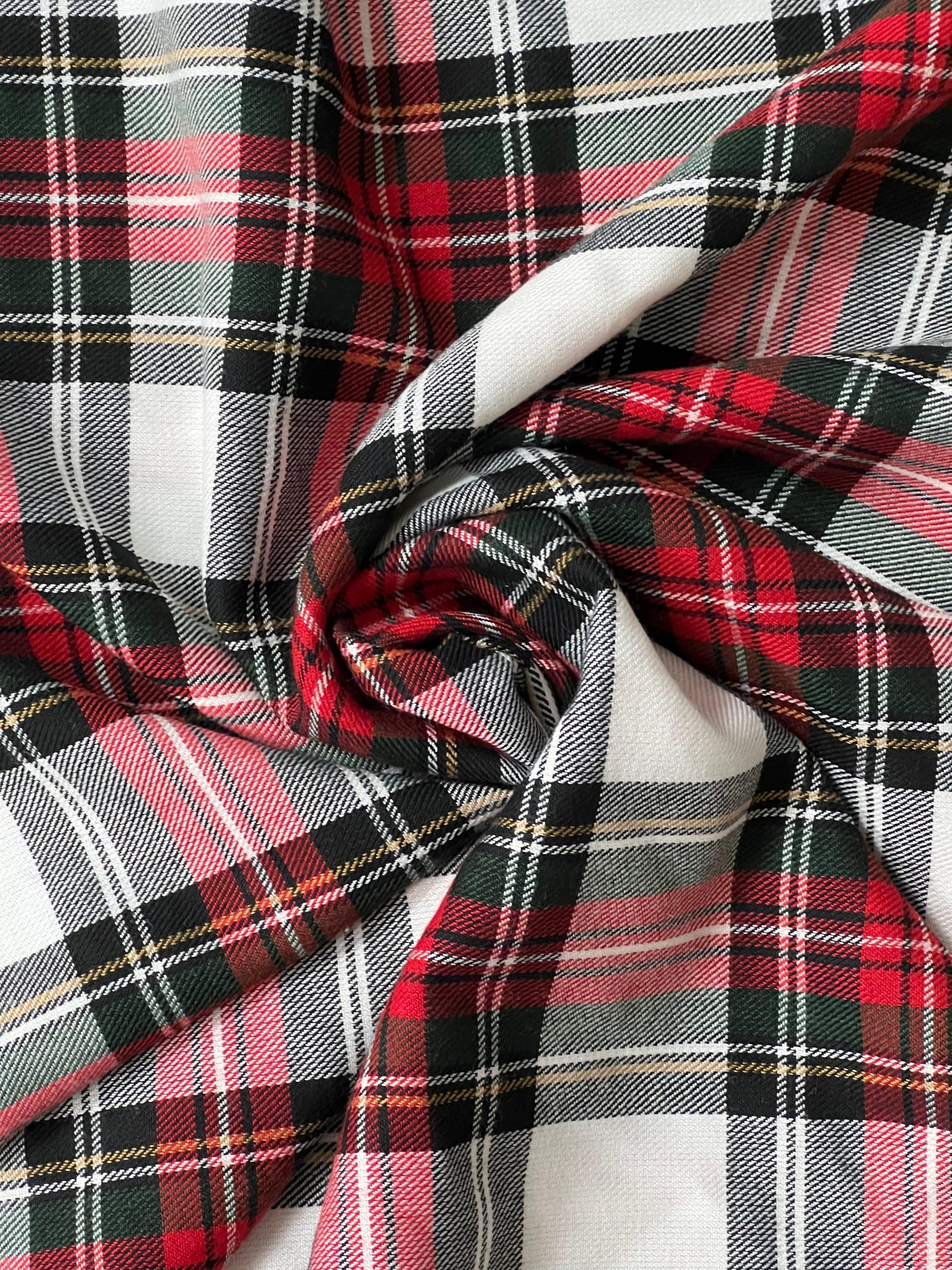 Tartan Open Fabric: Perfect for Decoration, Kilts, Skirts, and Bridal Wear